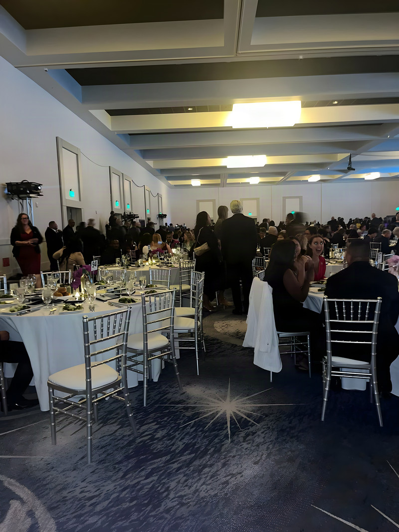 Full gala ballroom during dinner service